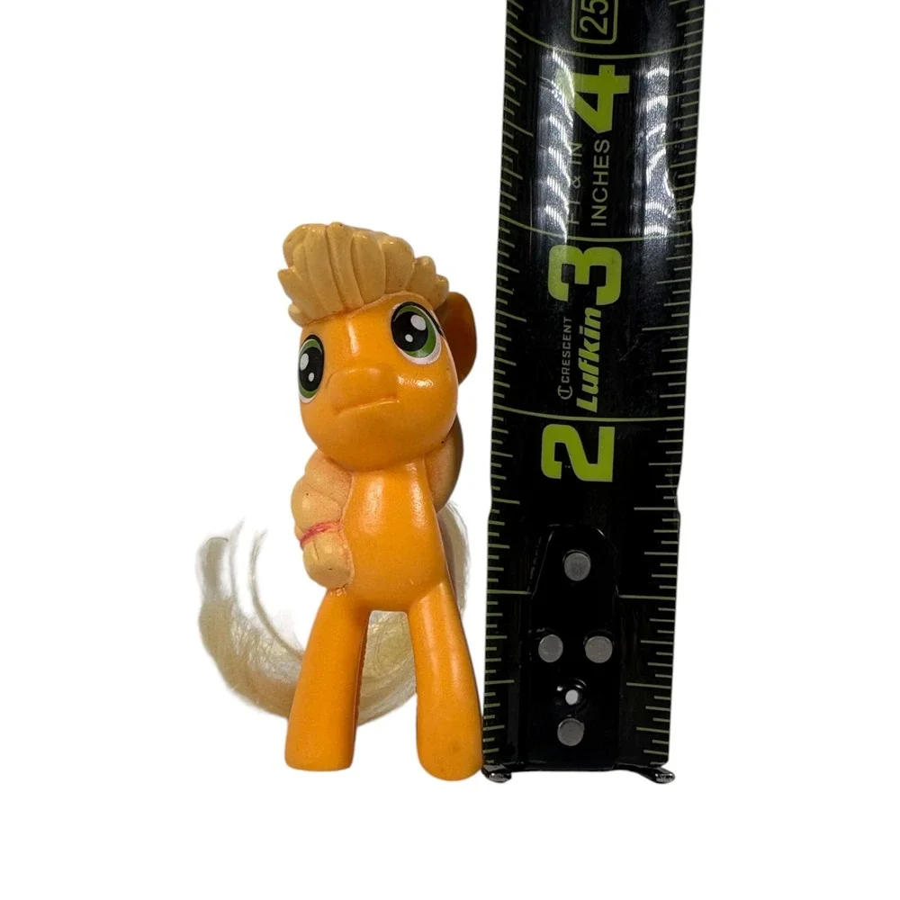 Hasbro My Little Pony Kids 3in Orange Excellent Applejack Figure Brushable Tail
